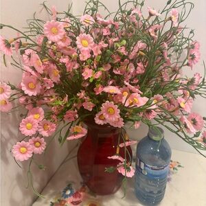 Elegant Red Glass Vase with beautiful faux flowers 💐.